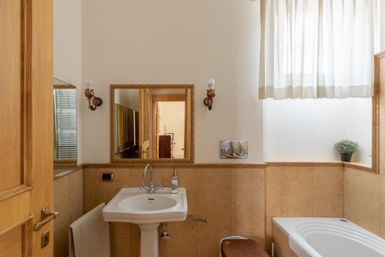 Iflat Elegant And Luxury Apartment Near Pantheon Roma Exterior foto